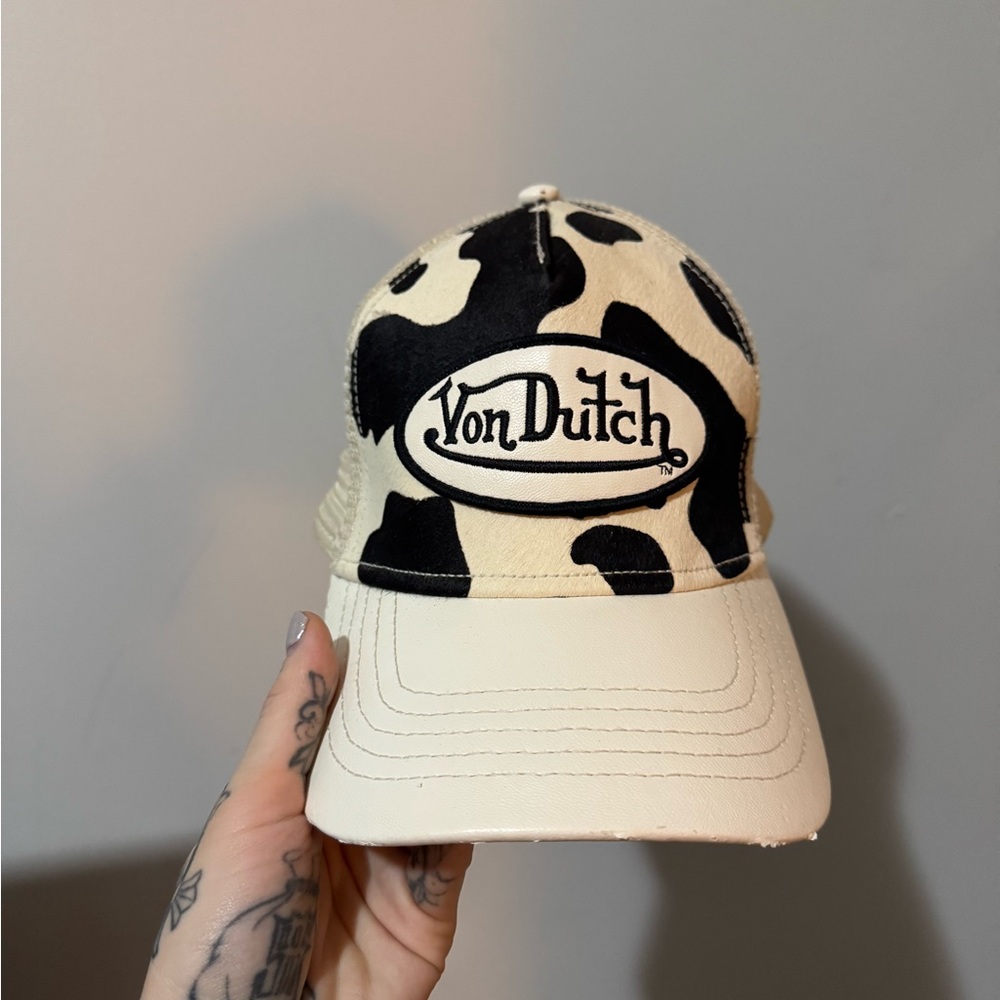 Von Dutch Cream and Black Logo Cap